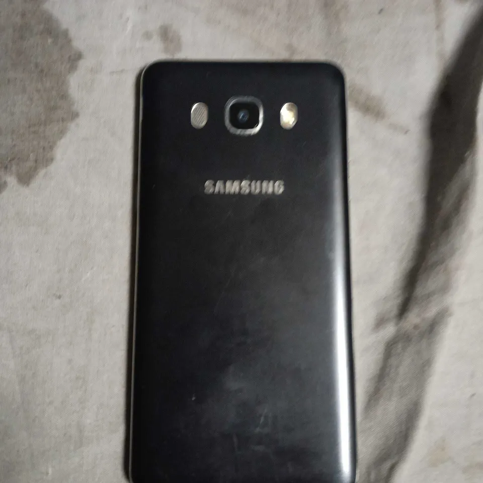 SAMSUNG GALAXY SMARTPHONE – BLACK - MODEL UNSPECIFIED