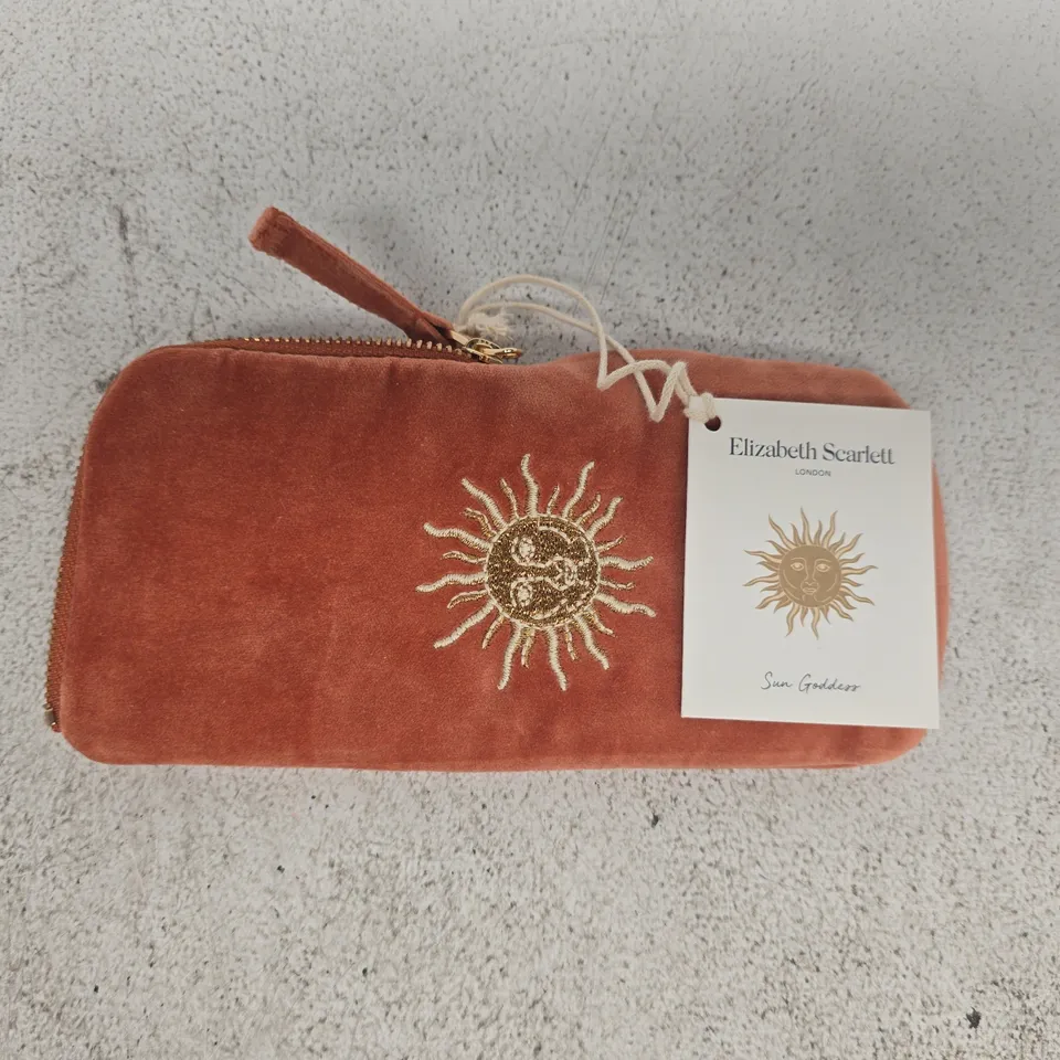 ELIZABETH SCARLETT RUST VELVET GLASSES CASE