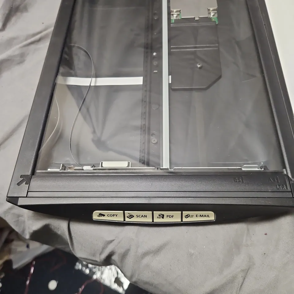CANON CANOSCAN LIDE100 FLATBED SCANNER BROKEN HINGE 