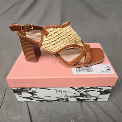 BOXED PAIR OF MODA IN PELLE LOUANNE HIGH HEEL SANDALS - 6.5