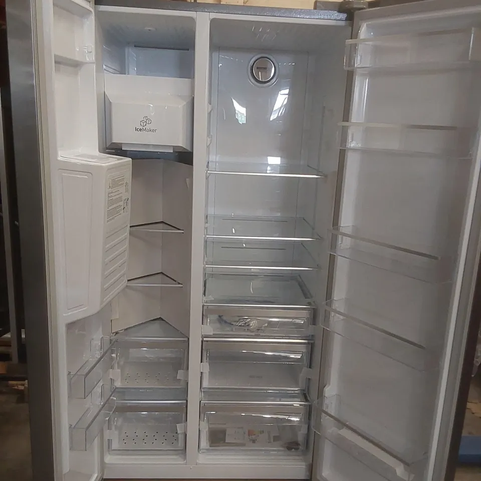 HOTPOINT HPG2 6573W XP4UK DUAL NO FROST AMERICAN-STYLE FRIDGE FREEZER - SILVER