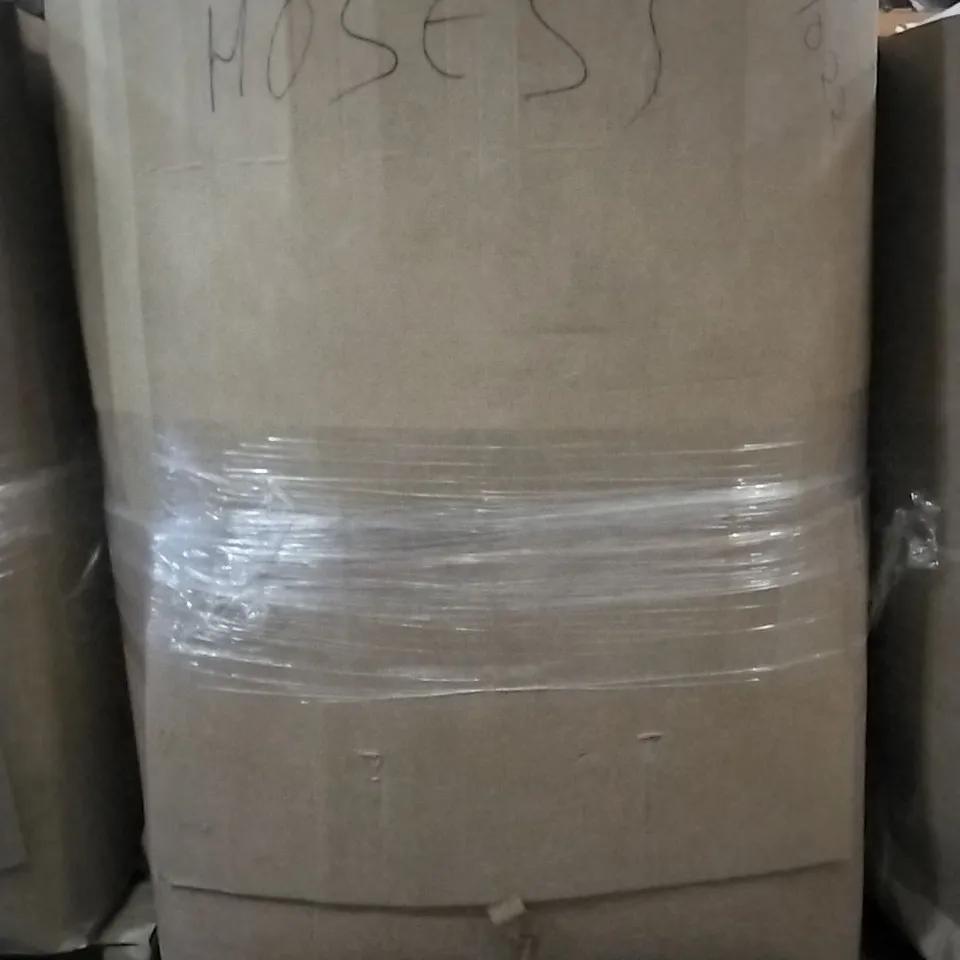 PALLET CONTAINING ASSORTED HOSES 