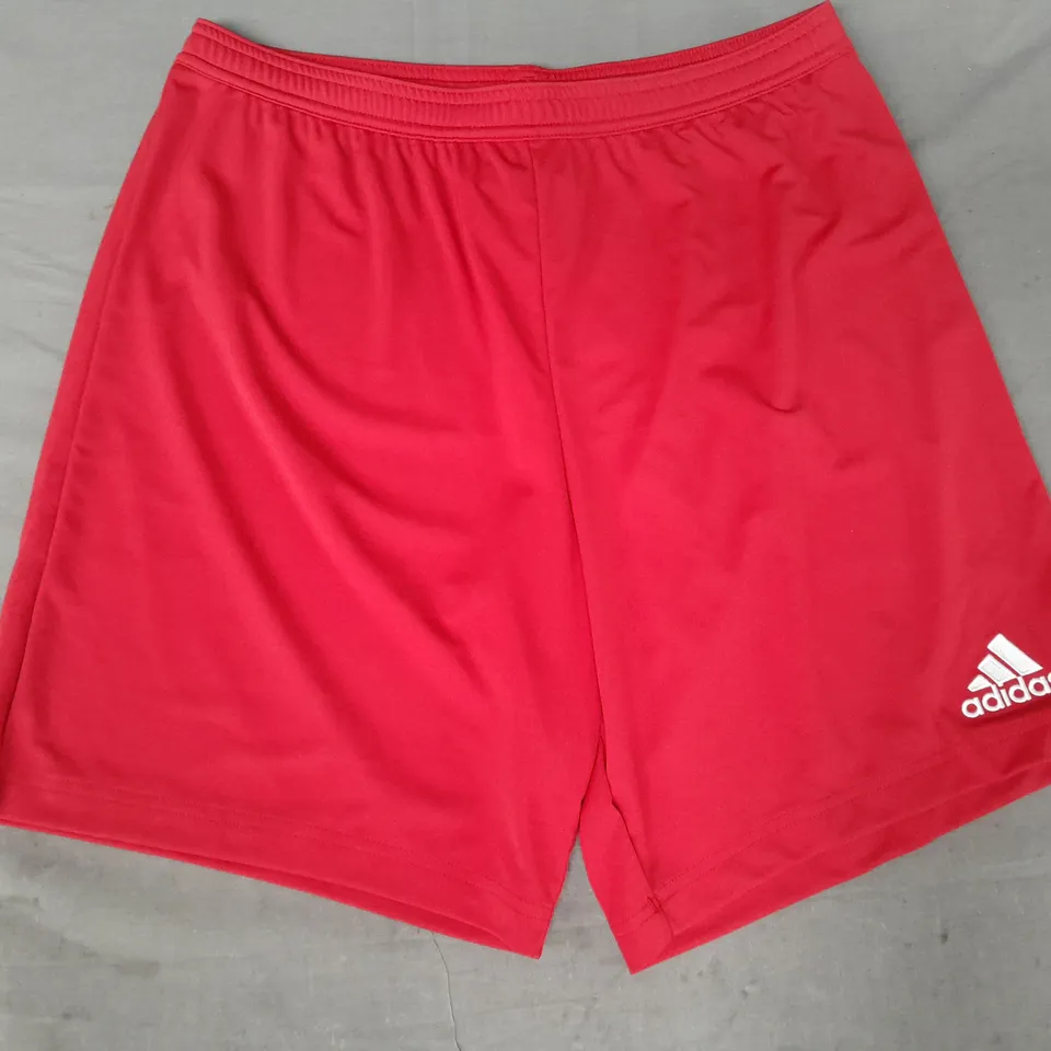 ADIDAS AEROREADY SHORTS IN RED SIZE LARGE