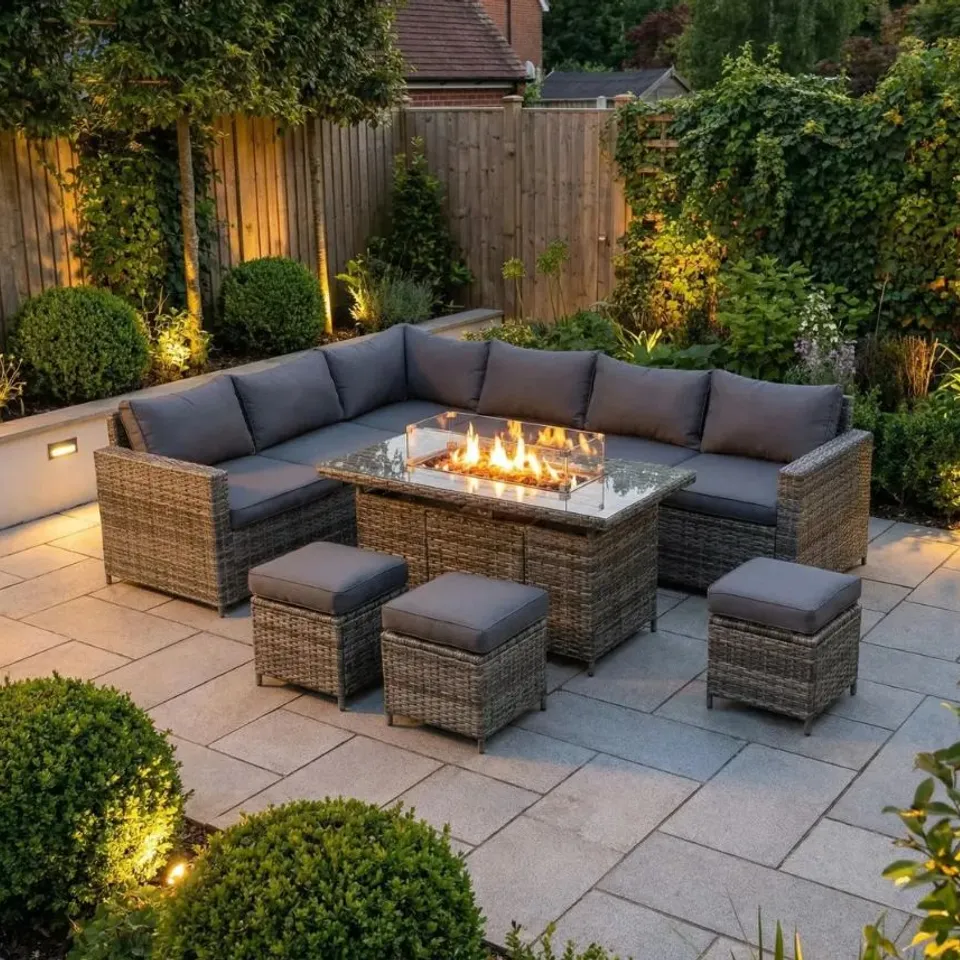 BOXED OUTDOOR LIVING TARPORLEY 9 SEATER GARDEN RATTAN FIREPIT CORNER DINING SET (4 BOXES)