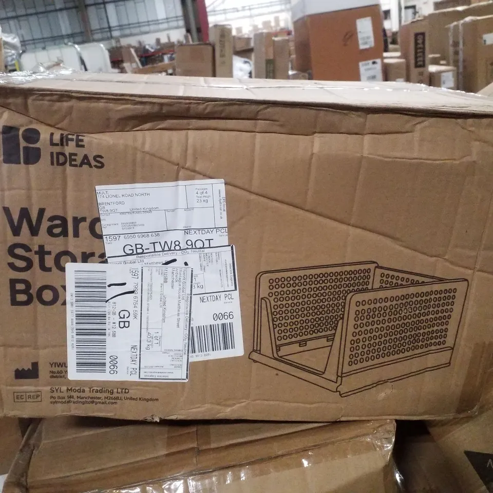 BOXED LIFE IDEAS WARDROBE STORAGE BOX - WHITE