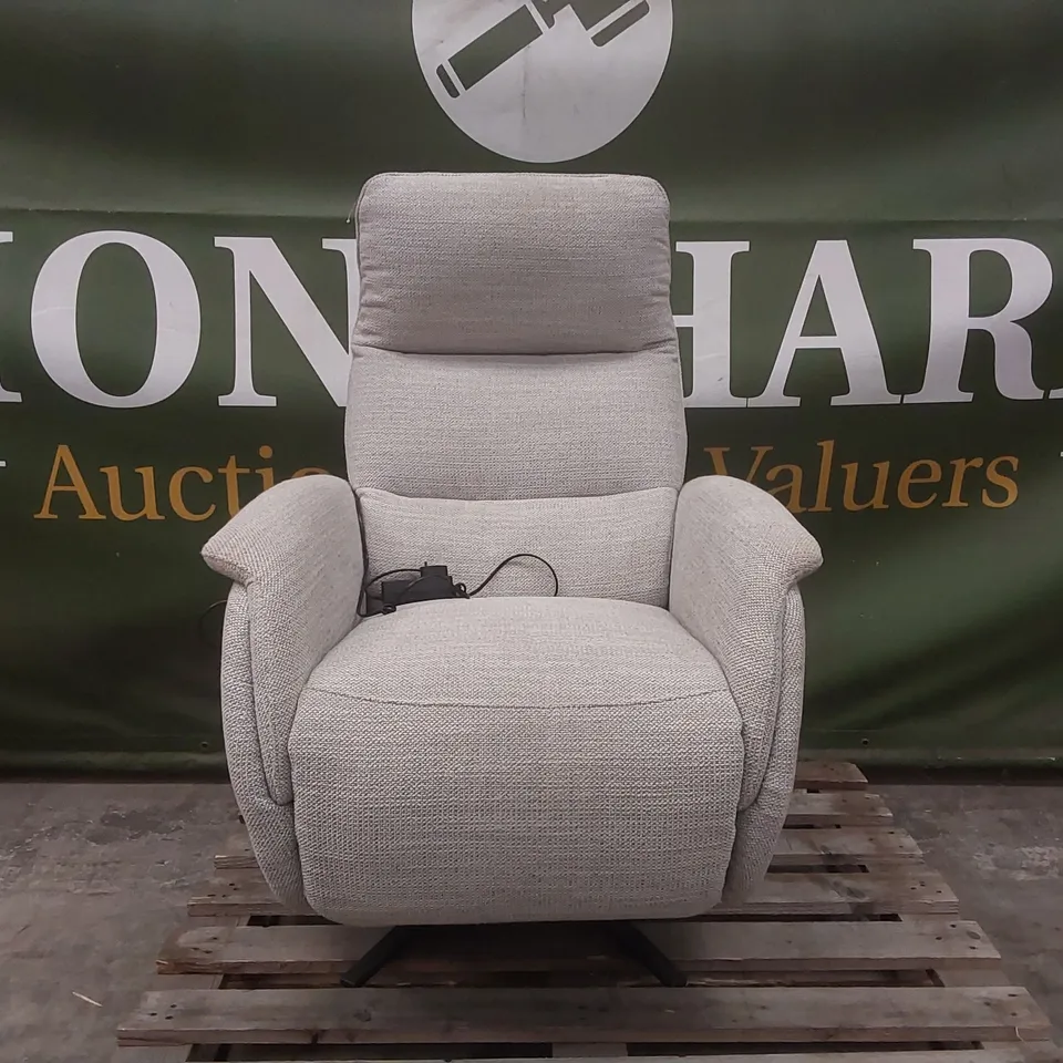 QUALITY DESIGNER CHUNKY WEAVE FABRIC UPHOLSTERED ELECTRIC RECLINING ARMCHAIR
