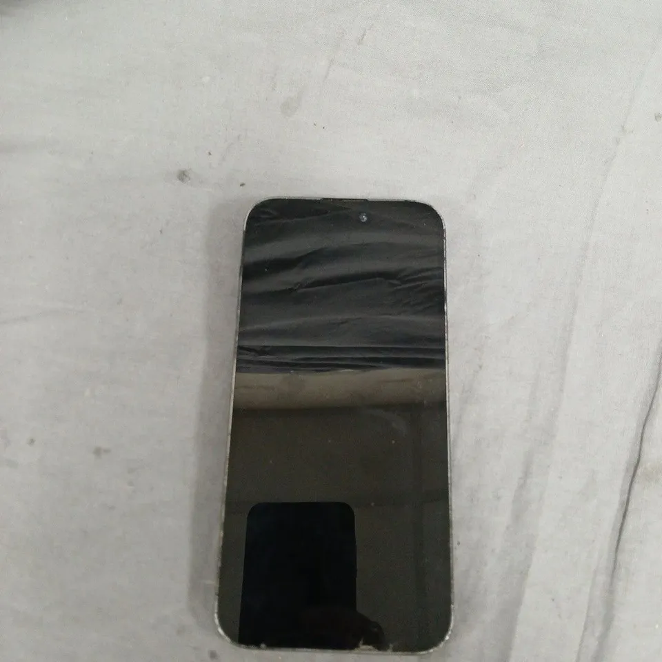 APPLE IPHONE - BOXED