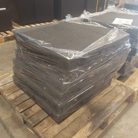 PALLET CONTAINING APPROXIMATELY 6x LED LIGHT PANELS