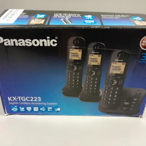 BOXED PANASONIC KX-TGC223 DIGITAL CORDLESS ANSWERING SYSTEM