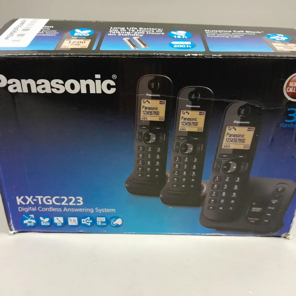 BOXED PANASONIC KX-TGC223 DIGITAL CORDLESS ANSWERING SYSTEM