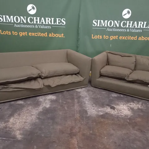 DESIGNER BRITISH MADE BLENHEIM TEXTURED BLEND GREEN FABRIC THREE SEATER SOFA AND TWO SEATER SOFA