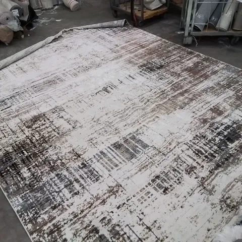 QUALITY DESIGNER AREA RUG - APPROXIMATELY 387X304CM