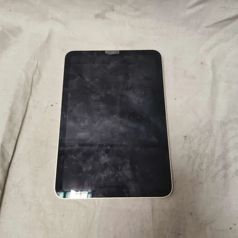 APPLE IPAD TABLET - A2567