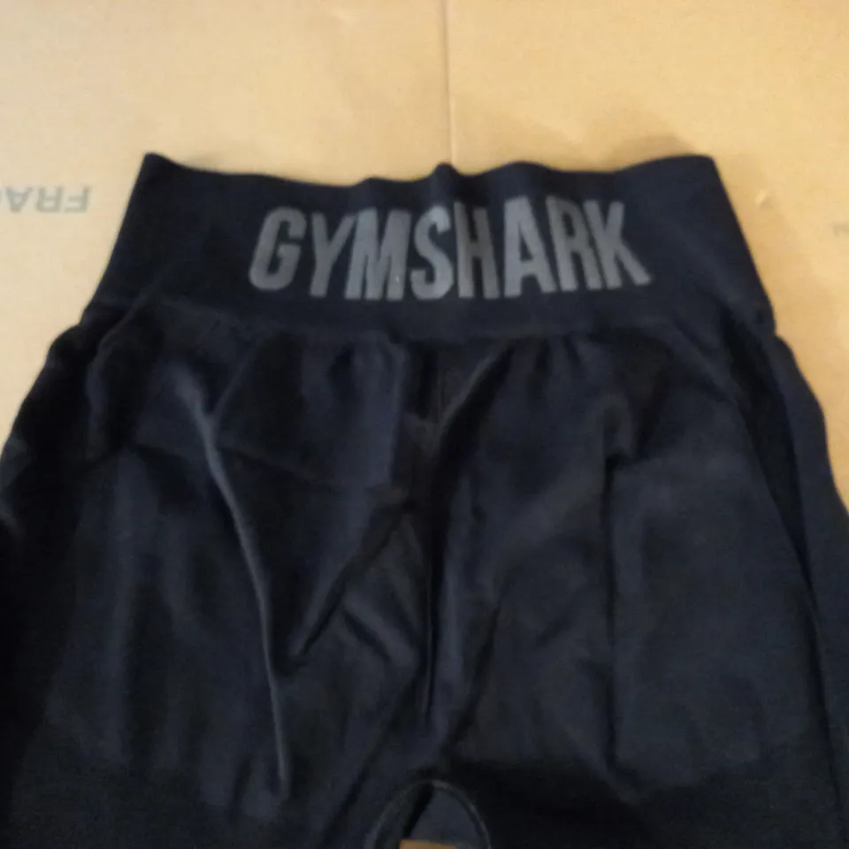 GYMSHARK BLACK TRAINING LEGGINGS - M