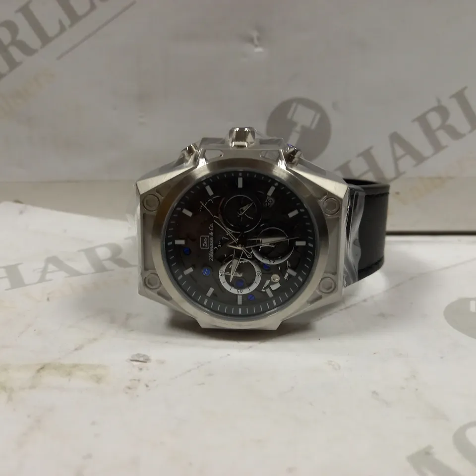 MEN’S ZIHLMANN & CO CHRONOGRAPH WATCH – MODEL ZC100 – STAINLESS STEEL CASE – BLACK DIAL WITH SUB DIALS – 5ATM WATER RESISTANT – BLACK GENUINE LEATHER STRAP 