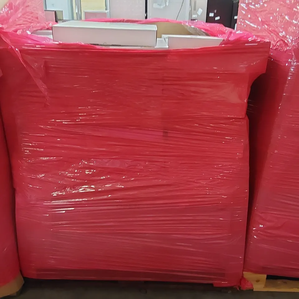 PALLET CONTAINING A LARGE QUANTITY OF FOTHOME 3 IN 1 TOILET SEATS