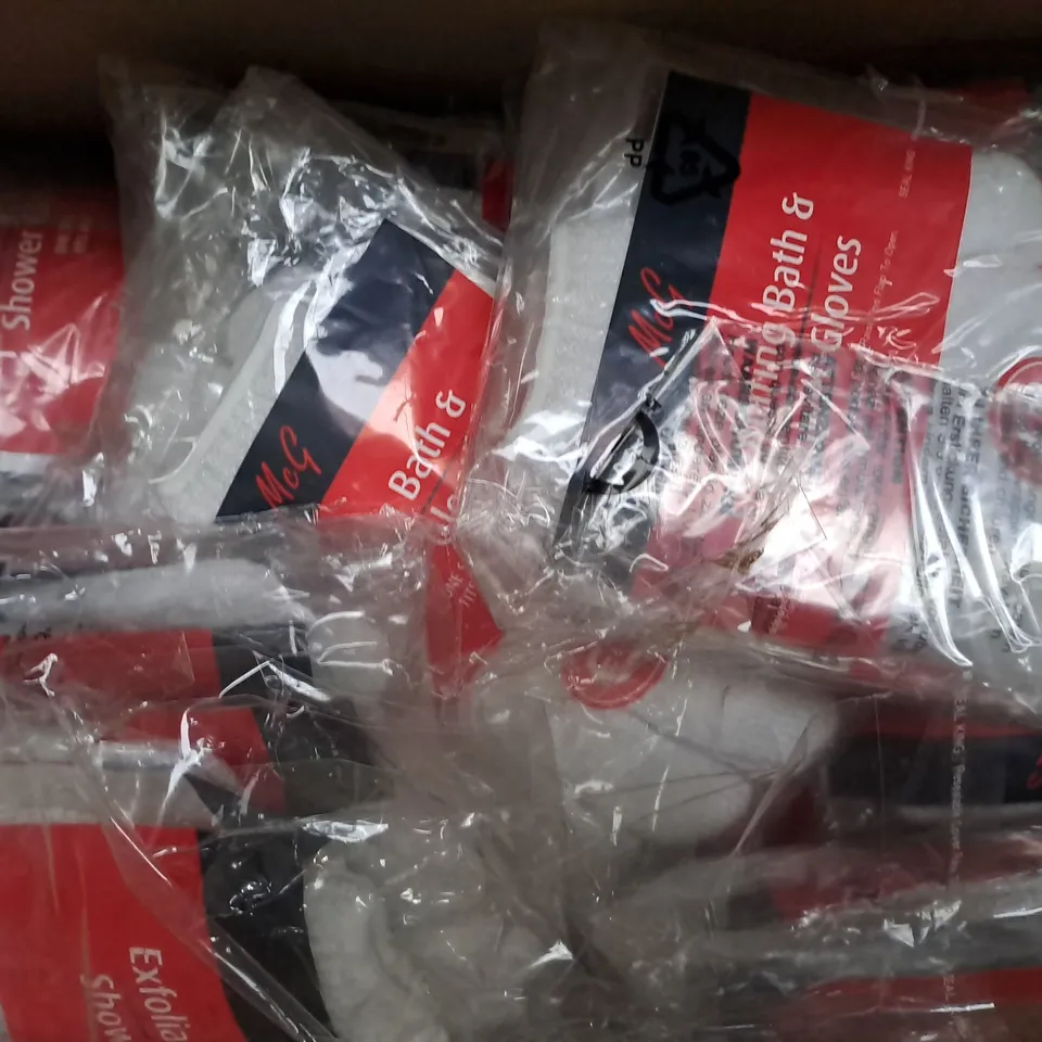 BOX OF APPROXIMATELY 20 PACKS OF SHOWER GLOVES - COLLECTION ONLY