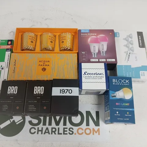 LOT OF 9 ASSORTED HOME LIGHTING ITEMS TO INCLUDE CANDLES AND BULBS