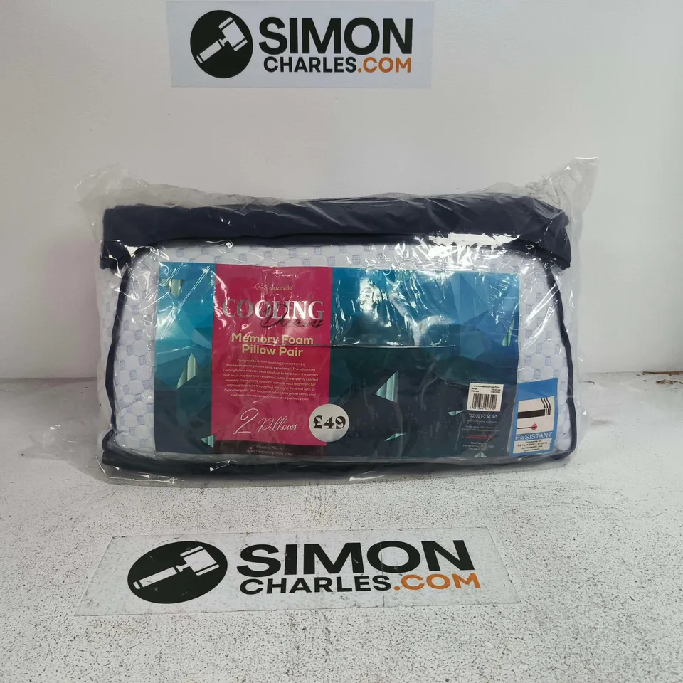 SNOOZEVILLE COOLING MEMORY FOAM PILLOW PAIR