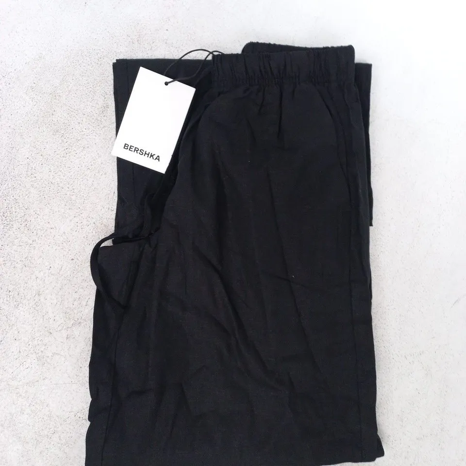 BERSHKA TROUSERS IN BLACK SIZE SMALL