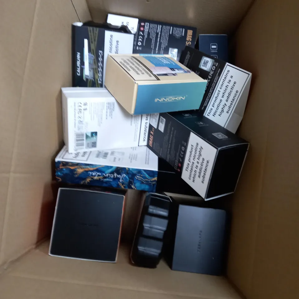 BOX OF APPROXIMATELY 10 ASSORTED E-CIG PRODUCTS TO INCLUDE ASPIRE, OXVA, VAPORESSO ETC