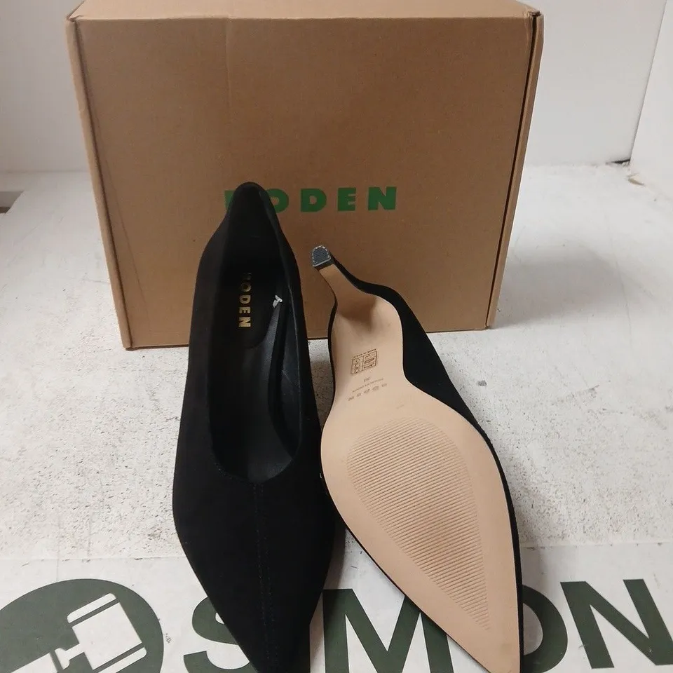 BODEN BLACK SUEDE WOMEN'S COURT HEELS (BOXED) - EUR 39