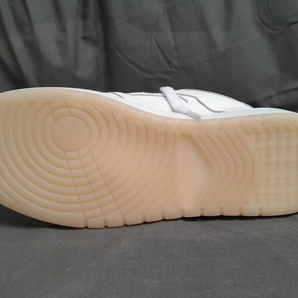 BOXED PAIR OF REPRESENT WHITE TRAINERS SIZE UK 8.5