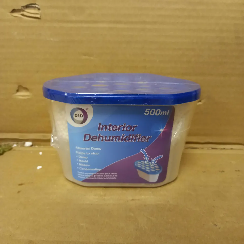 BOX OF APPROXIMATELY 10 SEALED DID INTERIOR DEHUMIDIFIER CONTAINERS 