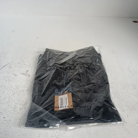 CHARLES TYRWHITT BLACK SHORT SLEEVE COTTON-STRETCH PIQUÉ POLO SHIRT – UK L (LARGE)