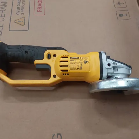 DEWALT 18V XR LI-ION ANGLE GRINDER