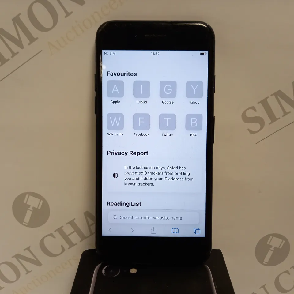 BOXED APPLE IPHONE 7 (A1778)