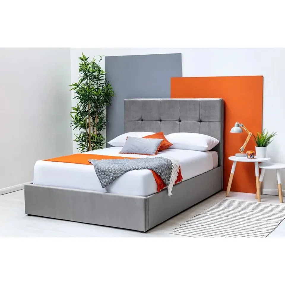 BOXED CRESPO UPHOLSTERED OTTOMAN BED - SILVER // SIZE: 4'6" (4 BOXES)