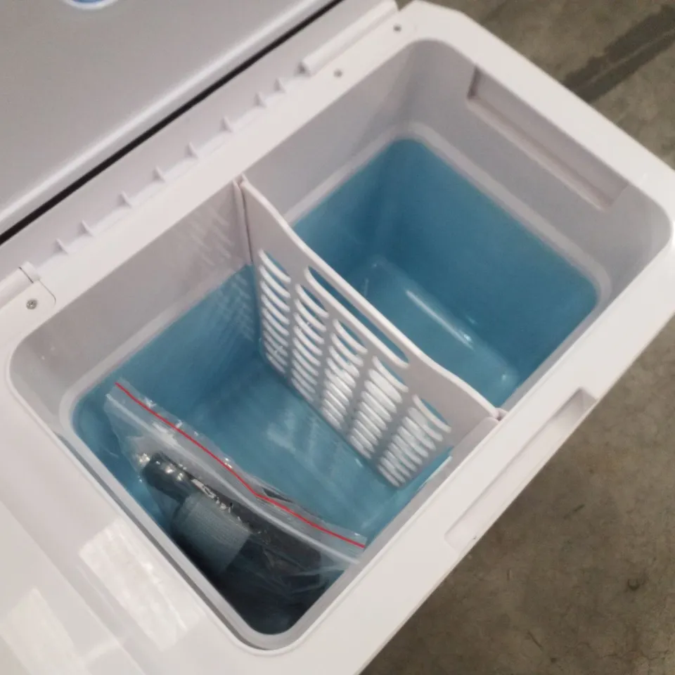 BOXED INTERTEK PORTABLE MINI FRIDGE 