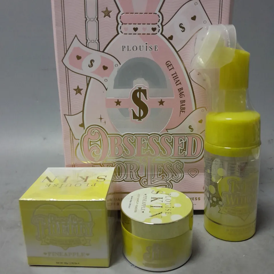 P.LOUISE 3-PIECE PINEAPPLE BEAUTY SET INCLUDES MOISTURISER, JELLY MAKEUP REMOVER AND FOAMING FACIAL CLEANER