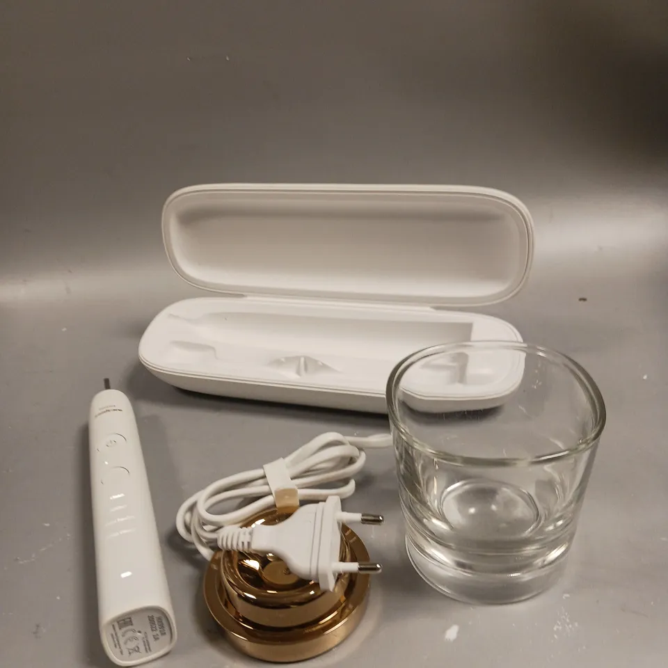 PHILIPS SONICARE 9000 SERIES ELECTRIC TOOTHBRUSH 