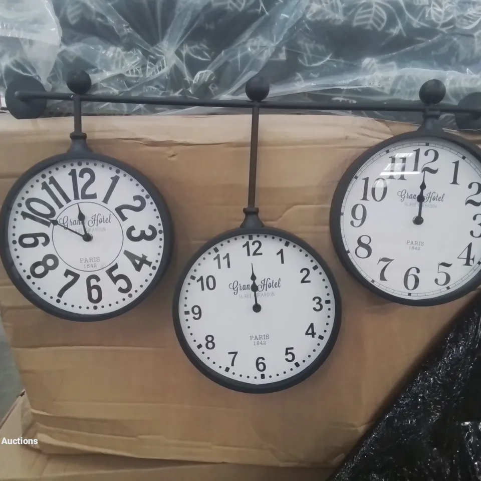 BOXED STYLISH 3 FACE CLOCK