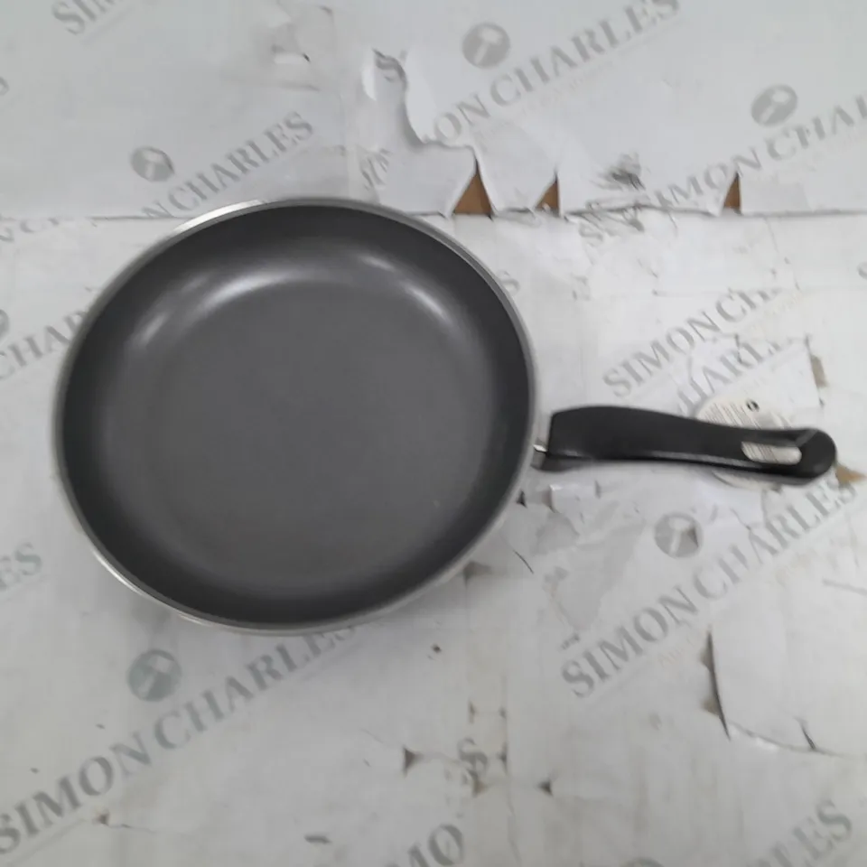 COOKHOUSE NON-STICK FRYINGPAN 26CM
