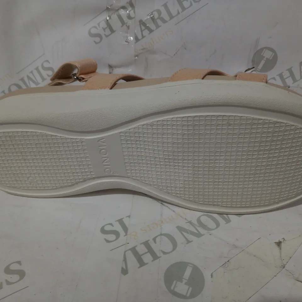 BOXED PAIR OF VIONIC SUNRISE NUALA SANDAL IN CREAM UK SIZE 8