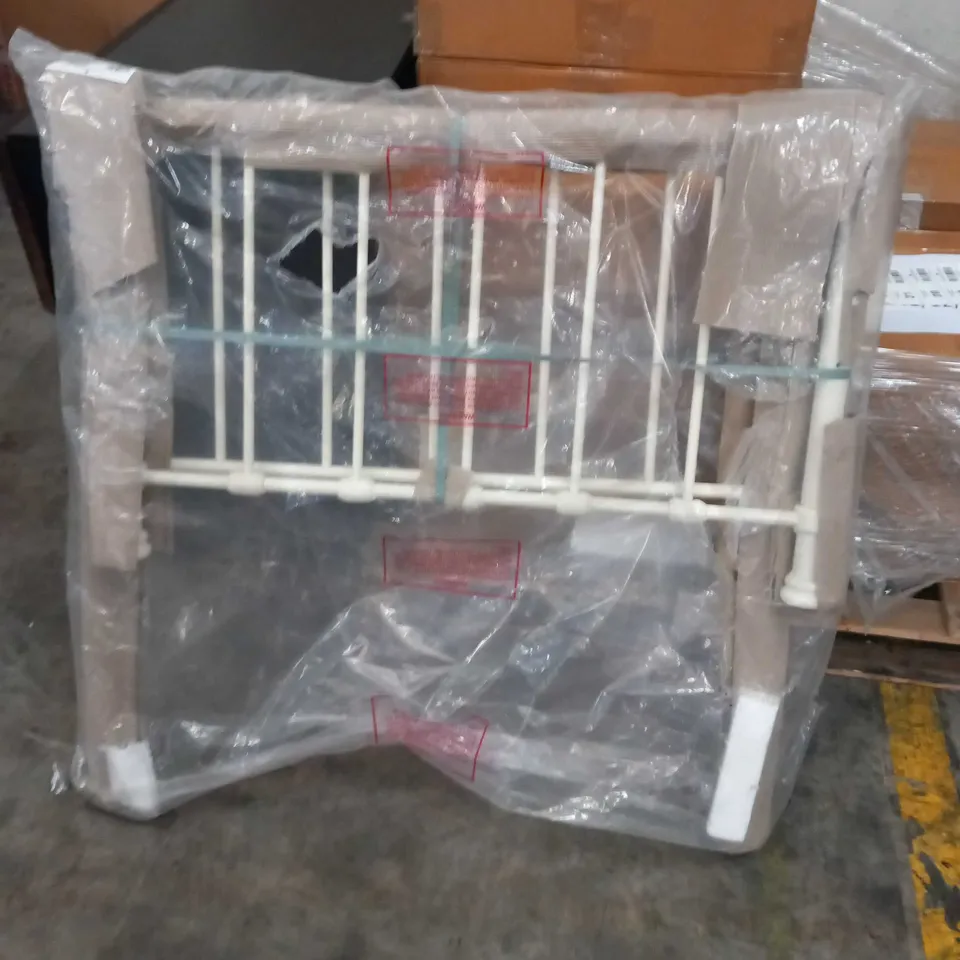 DESIGNER JESSICA 3FT BEDFRAME(LOOSE HEAD AND FOOTBOARD, BOXED SIDE RAILS AND SLATS)