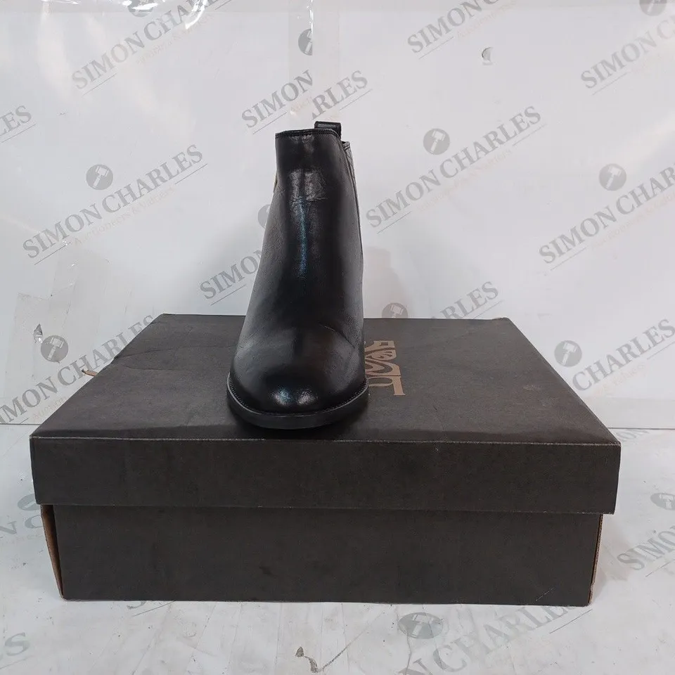 BOXED PAIR OF BIBA CROC ZIP LOW HEEL SHOES IN BLACK UK SIZE 5