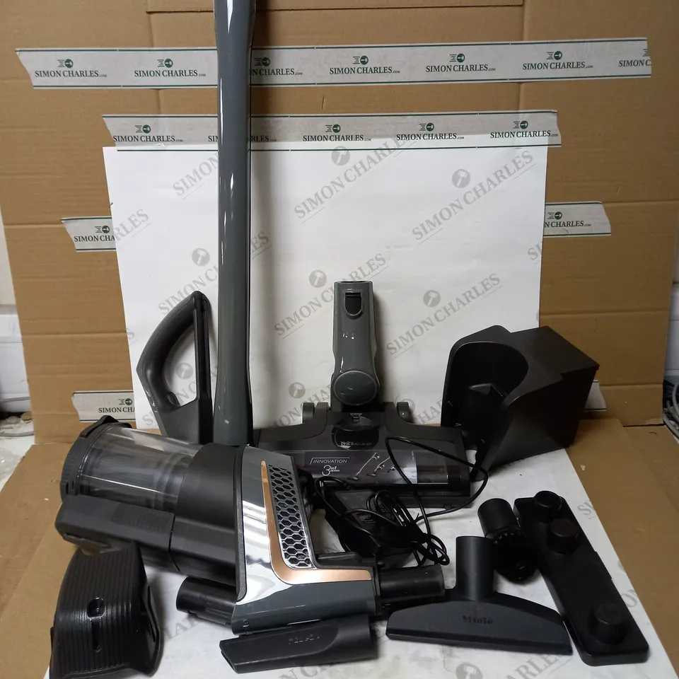 MIELE TRIFLEX HX2 PRO CORDLESS VACUUM CLEANER