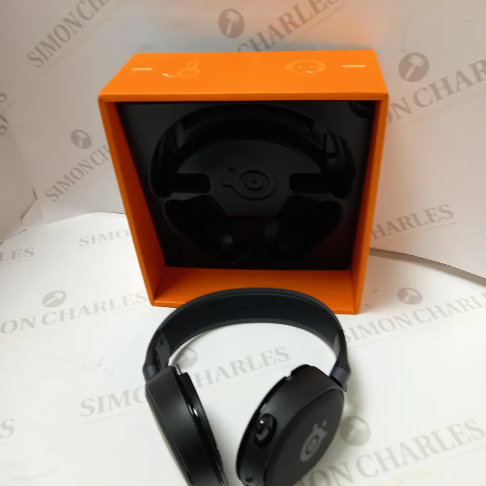 STEELSERIES 61487 ARCTIS PRIME CONSOLE - COMPETITIVE GAMING HEADSET