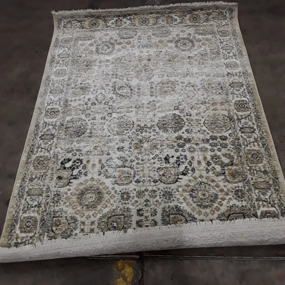 RECTANGULAR ORIENTAL-STYLE RUG, GRAYSCALE PATTERN 160X120CM APPROXIMATELY