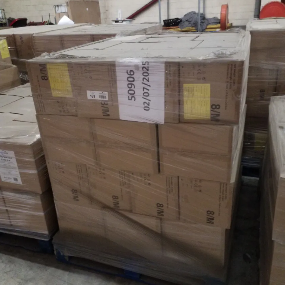 PALLET CONTAINING APPROXIMATELY 560 INTCO VINYL GLOVES 100PK MEDIUM