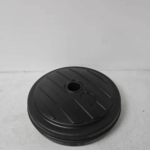 EDA ROUND PLASTIC PARASOL BASE – 43 CM DIAMETER, MADE IN FRANCE