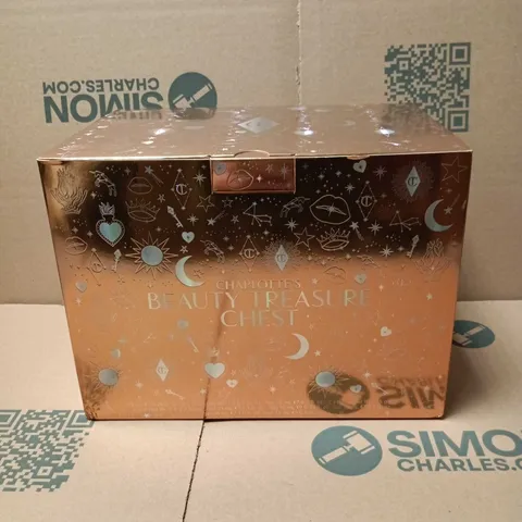 CHARLOTTE TILBURY BEAUTY TREASURE CHEST GIFT SET