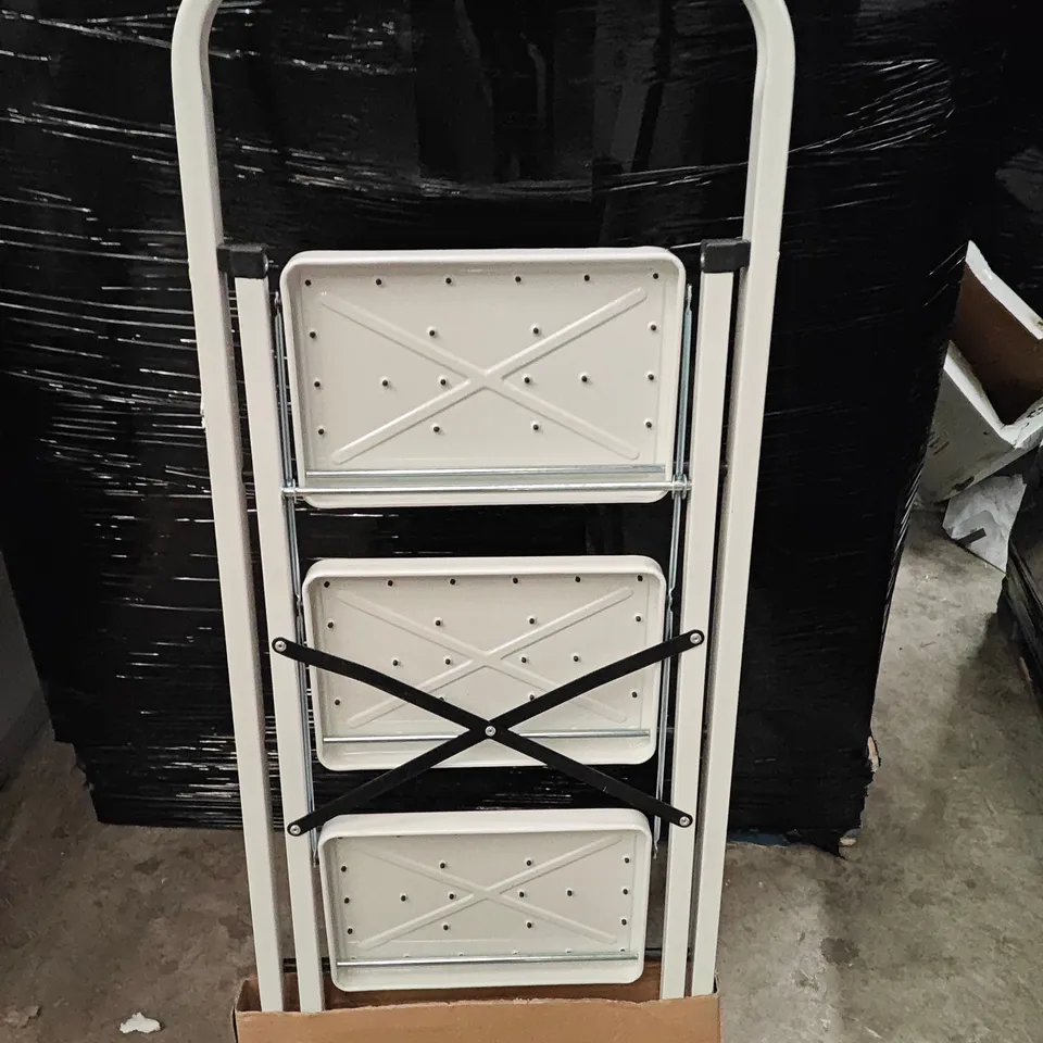 WHITE 3-STEP FOLDING STEP LADDER