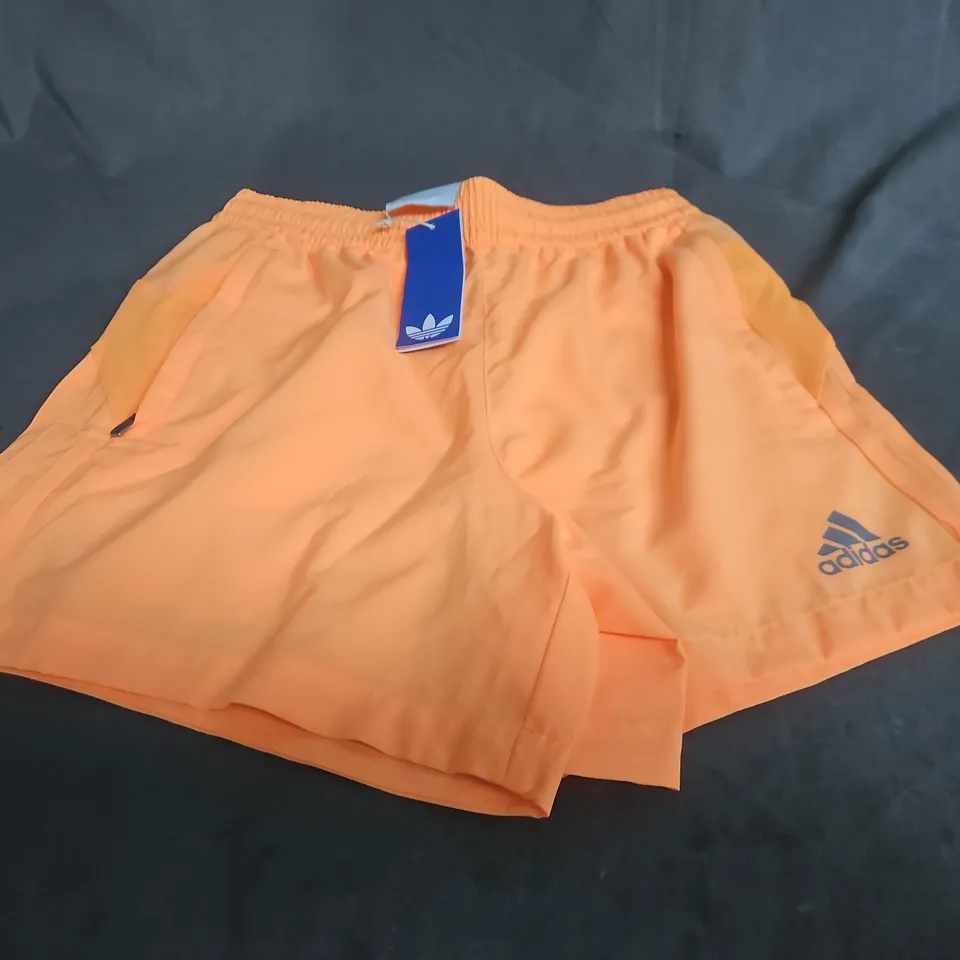 ADIDAS ORANGE SHORTS – SIZE SMALL