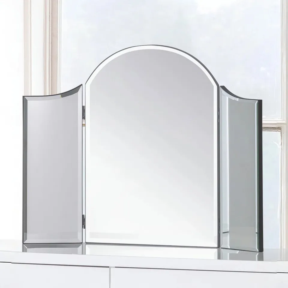 BOXED CORRALES BATHROOM/VANITY MIRROR (1 BOX)