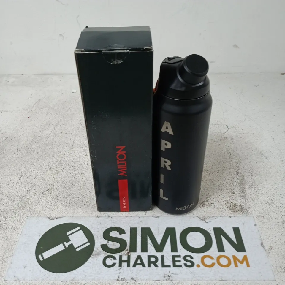 BOXED MILTON APRIL 32OZ STAINLESS STEEL IN BLACK